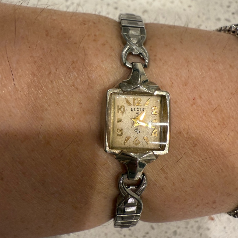 Elgin 10k rgp bezeled vintage watch woman’s